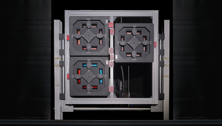 HighLIGHTSAT solar panel sun simulator for space applications