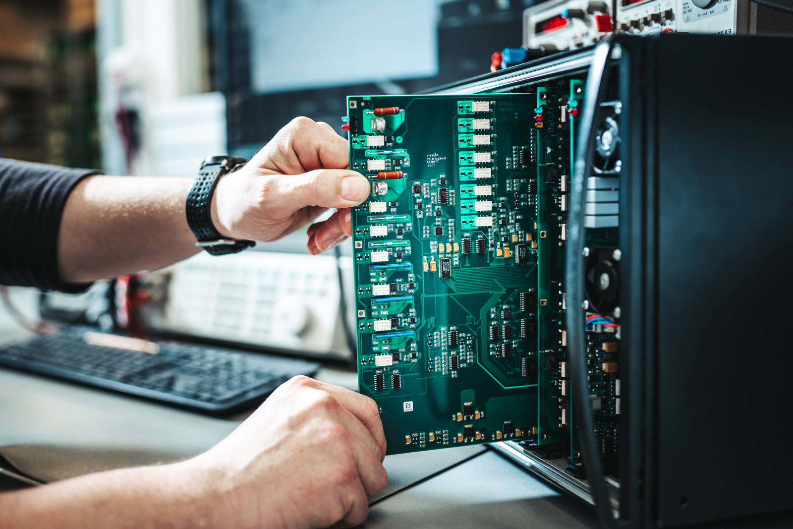 Calibration and loaner services Calibration and loaner services