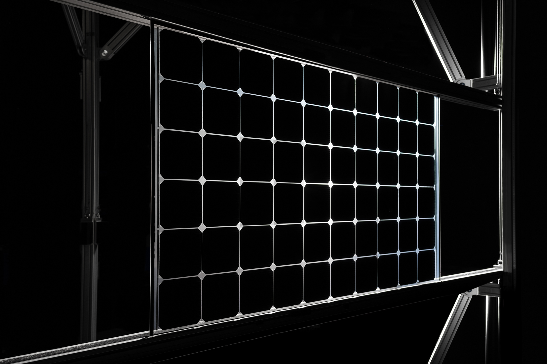 BiFacial Solar Panel in a sun simulator