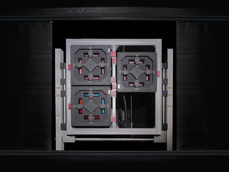 HighLIGHTSAT solar panel sun simulator for space applications HighLIGHTSAT solar panel sun simulator for space applications